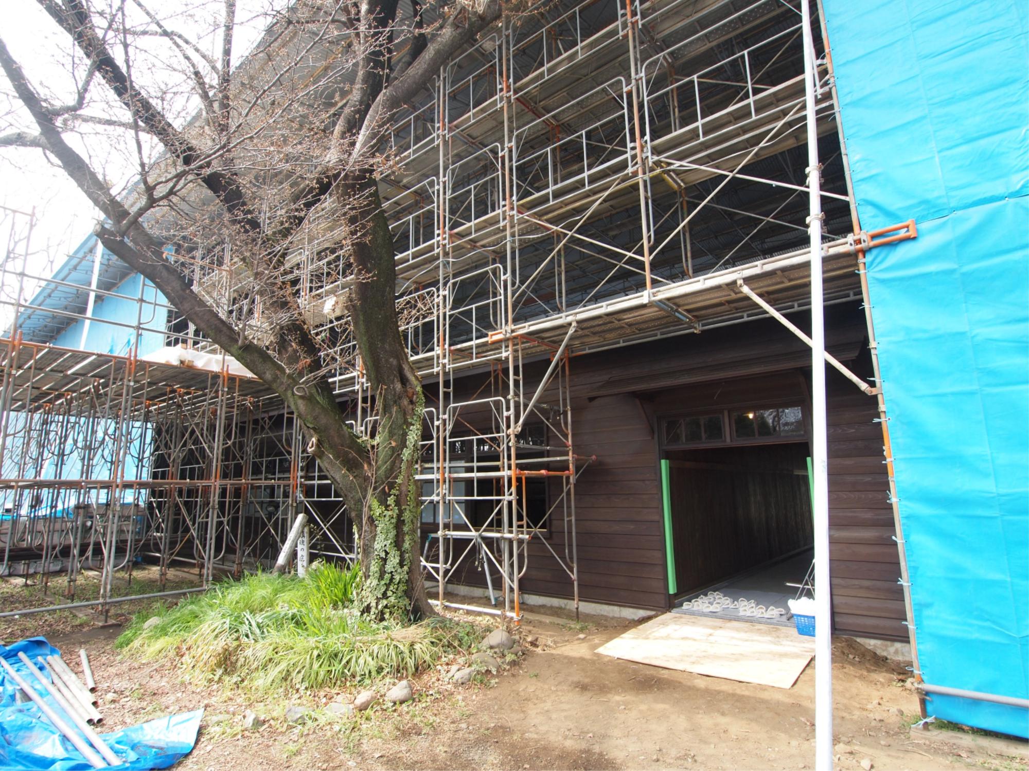 建具工事 兵舎棟
