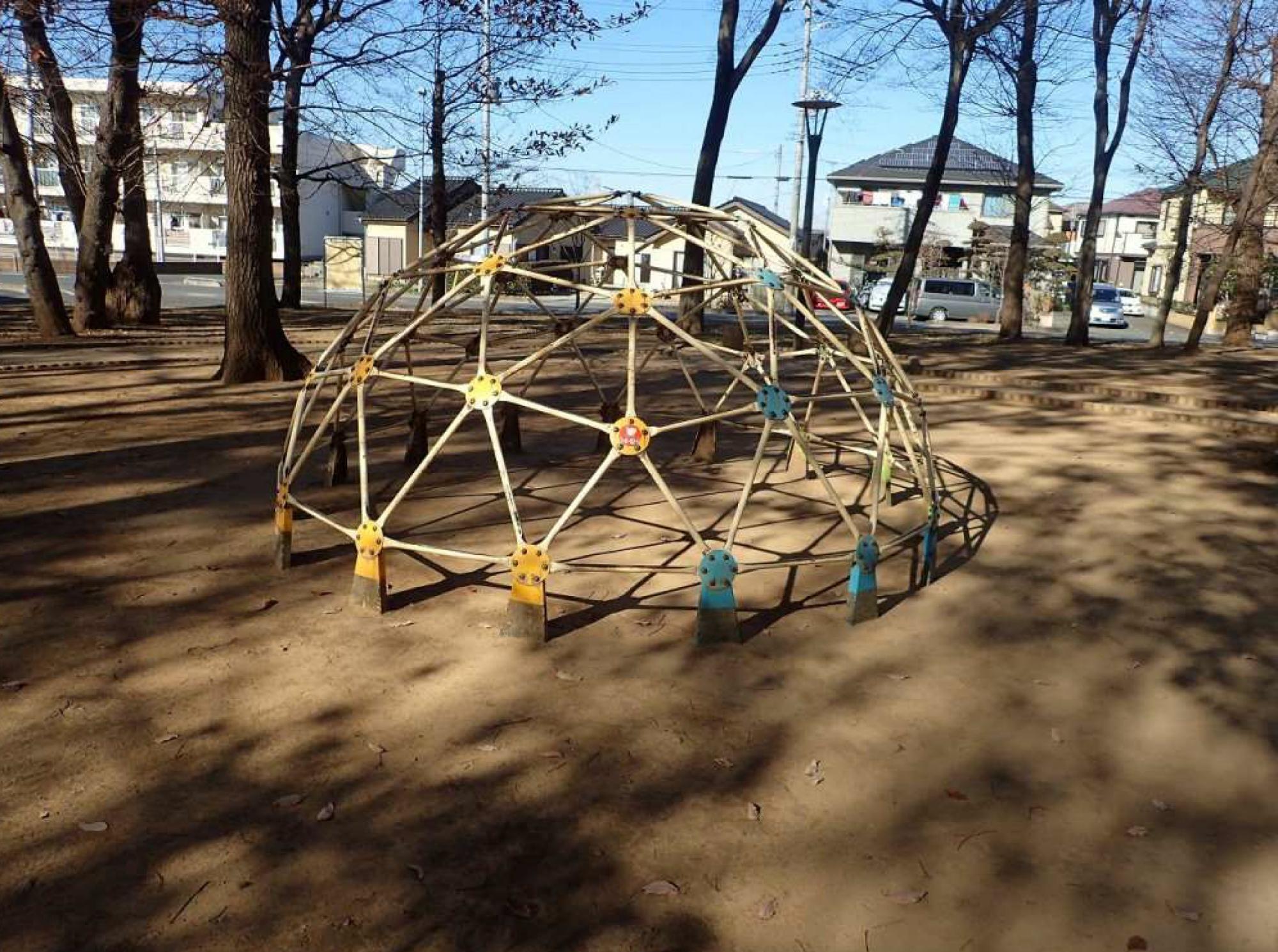パラドームジム.