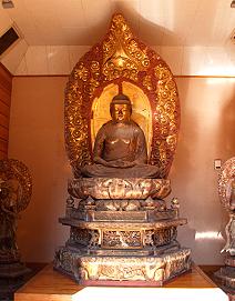 泉福寺の木造阿弥陀如来坐像