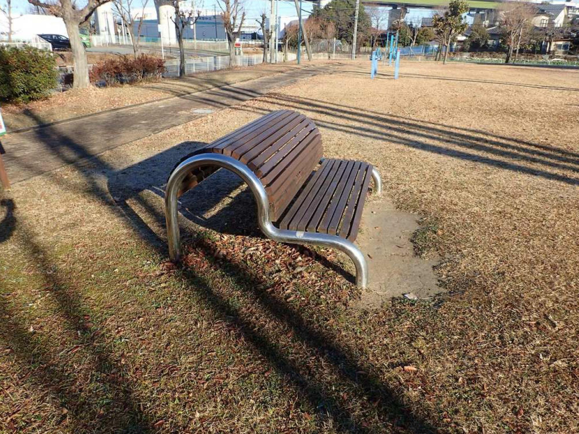 背伸ばしベンチ