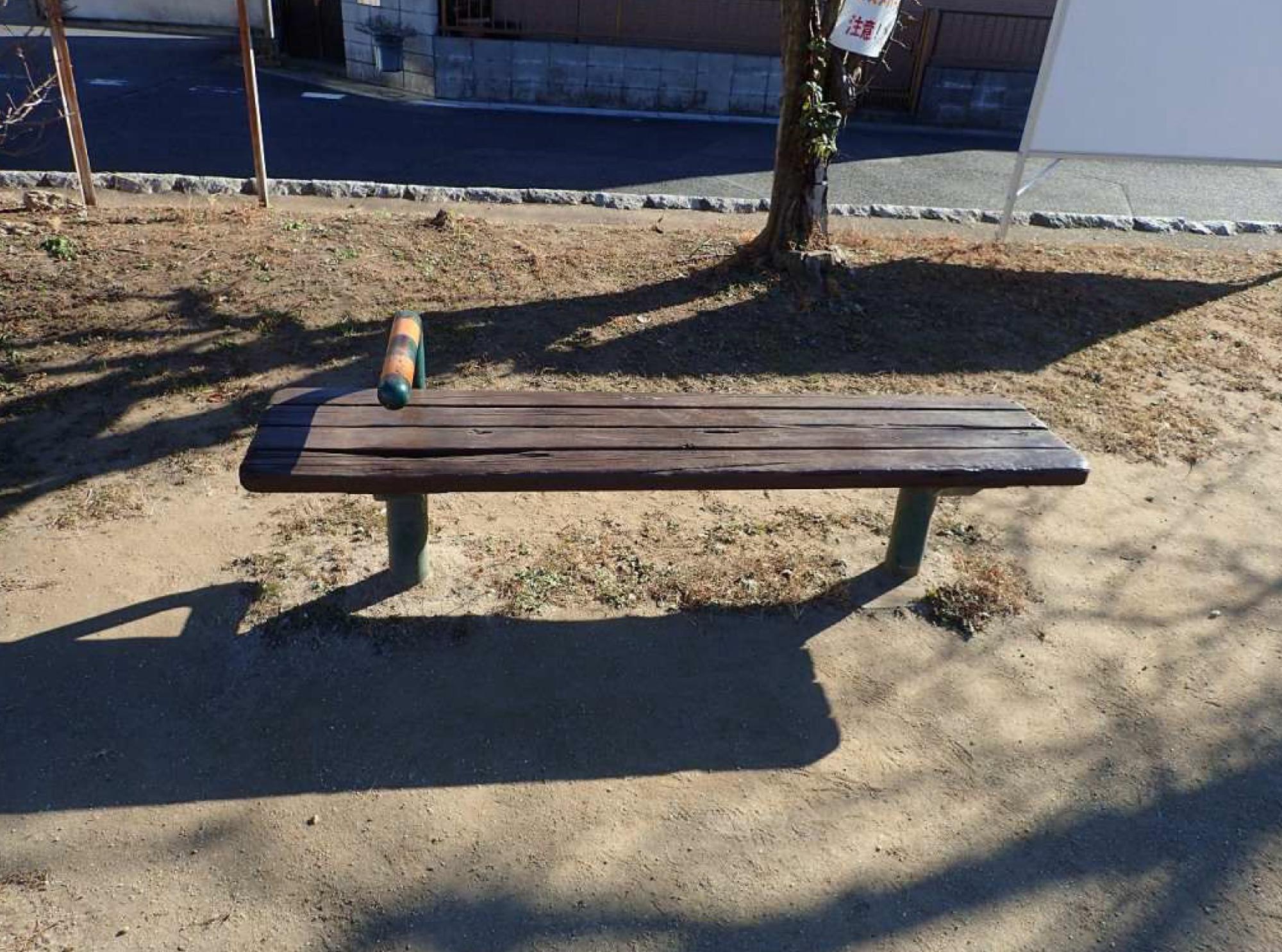 健康遊具(腹筋ベンチ)