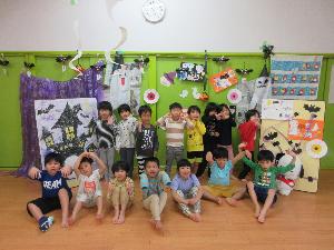 ハロウィン すみれ集合写真