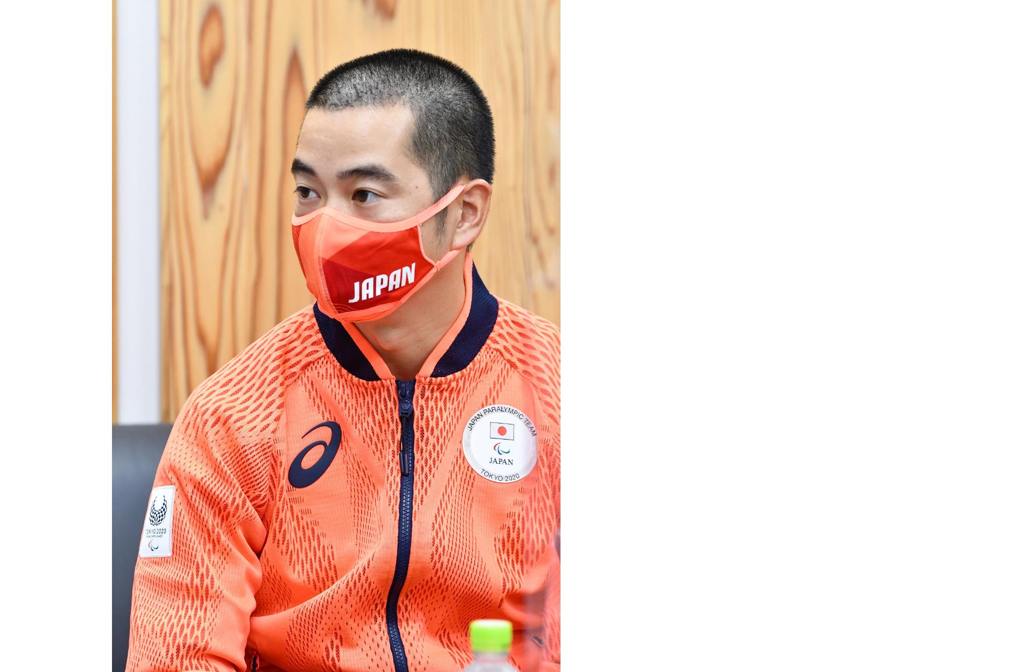 東京2020パラリンピックに出場した高嶋活士選手が、市役所に表敬訪問してくださった際の写真