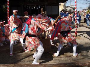 下日出谷の餅つき踊りの画像